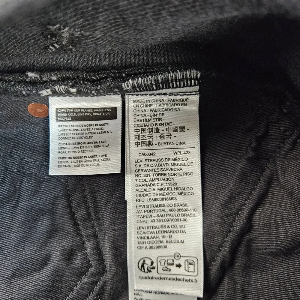 $248 Levis Wide Pleat Crop Japanese Fabric Jeans Mens 36 Black Denim NEW